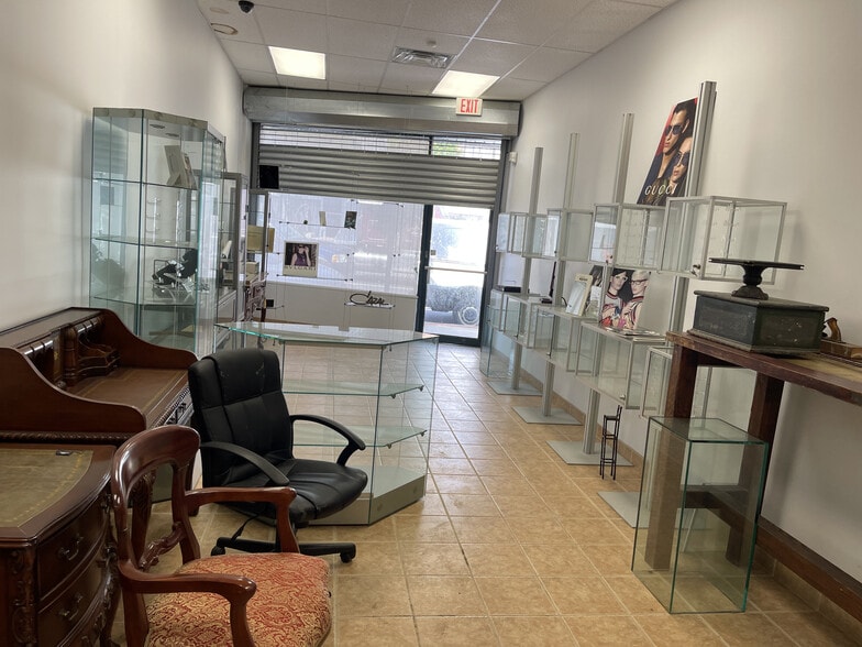 More Photos Of 68-72 Atlantic Ave, Lynbrook Storefront For Sale