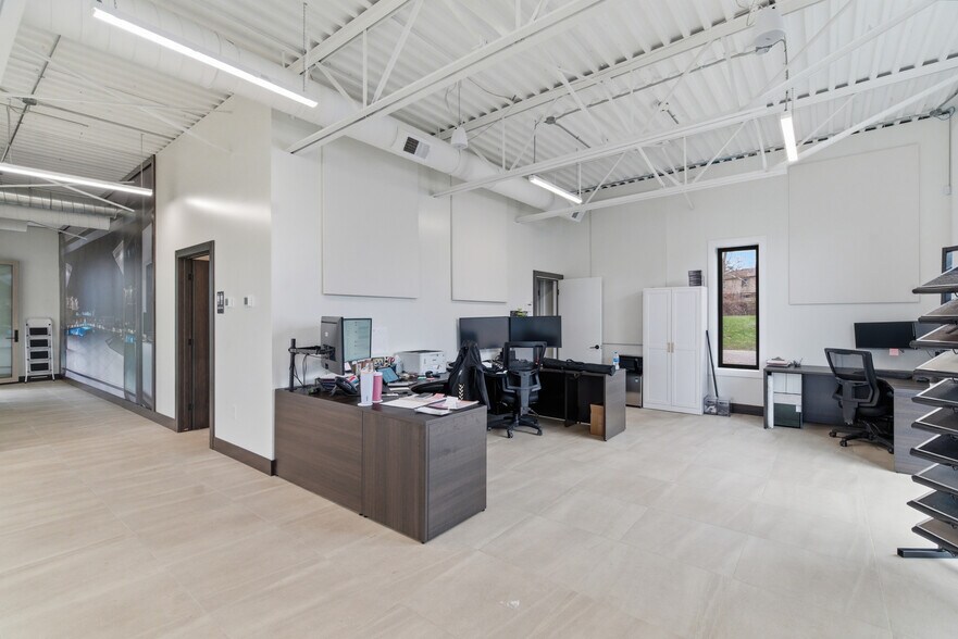 More Photos Of 1675 Viepond Dr. SE, Kentwood Medical For Lease