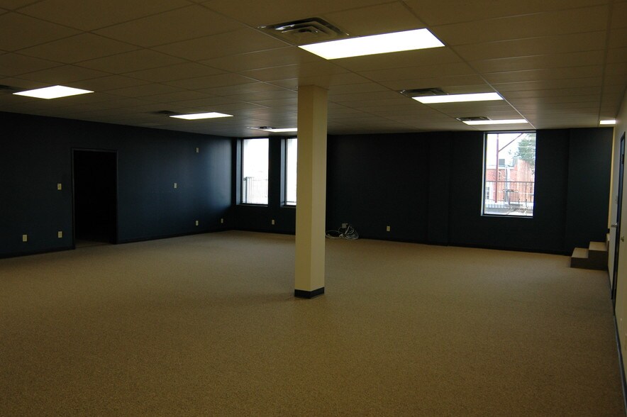 More Photos Of 211 E Shepherd Ave, Lufkin Office For Lease