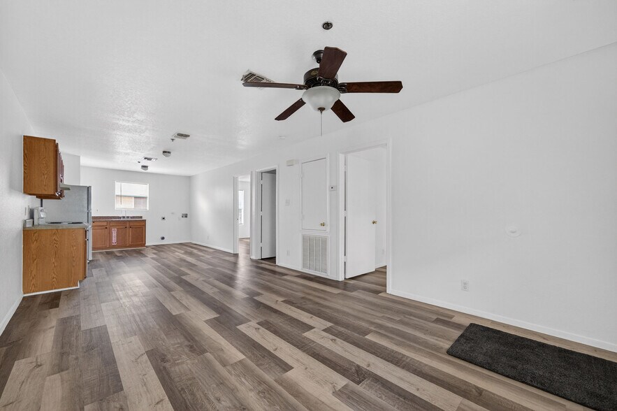 More Photos Of 926 Drury Ln, San Antonio Apartments For Sale