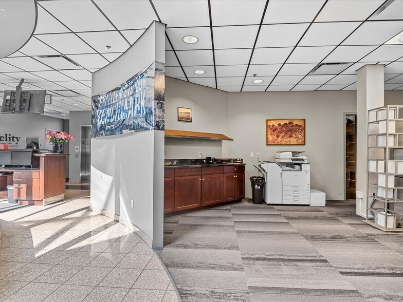 More Photos Of 700 Belford Ave, Grand Junction Loft Creative Space For Sale