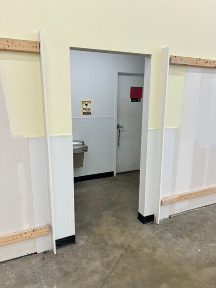 More Photos Of 210238 NC 186, Seaboard Freestanding For Lease