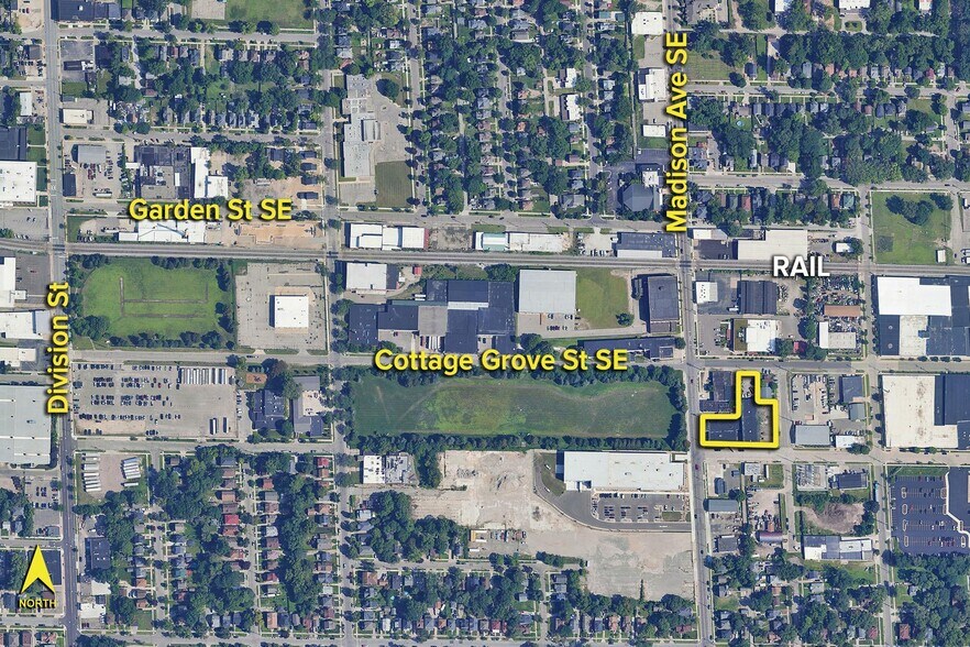 More Photos Of 1590 Madison Ave SE, Grand Rapids Warehouse For Sale