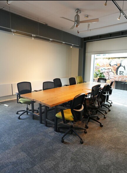 More Photos Of 550 Bayview Ave, Toronto Office For Lease