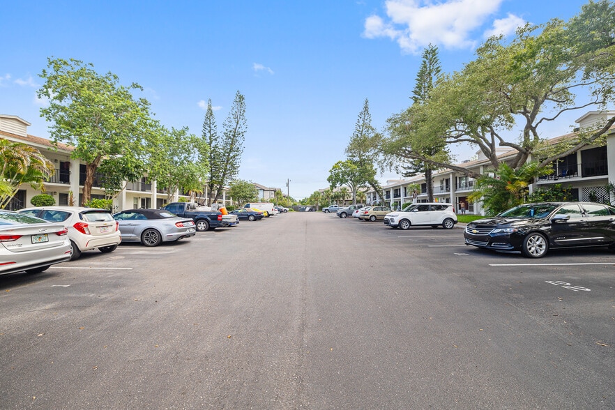 More Photos Of 2566 Harn BLVD, Clearwater Apartments For Sale