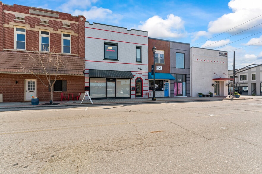 More Photos Of 108 N Arendell Ave, Zebulon Office For Sale