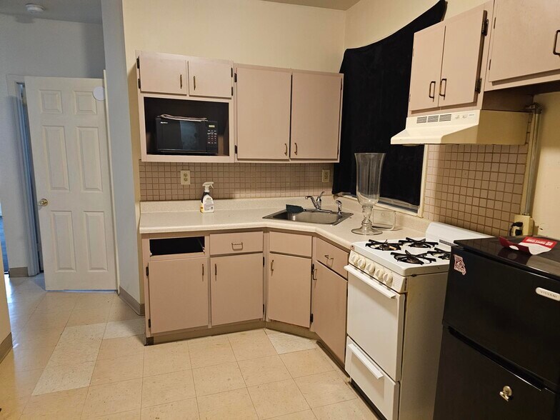 More Photos Of 5335 Delmar Blvd, Saint Louis Apartments For Sale