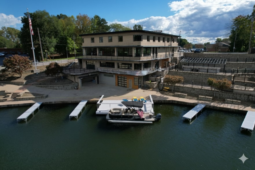 More Photos Of , Akron General Retail For Sale