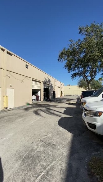 Primary Photo Of 8001 W 26th Ave, Hialeah Warehouse For Lease