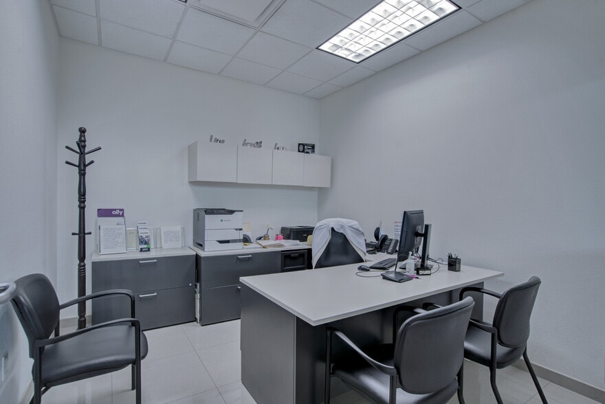 More Photos Of 2101 Central Blvd, Brownsville Auto Dealership For Sale