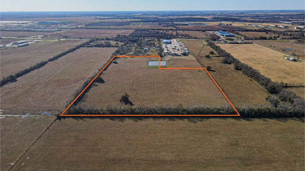 More Photos Of County Road 492, Dayton Land For Sale