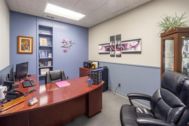 More Photos Of 1818 Grand Ave, Wausau Office For Sale