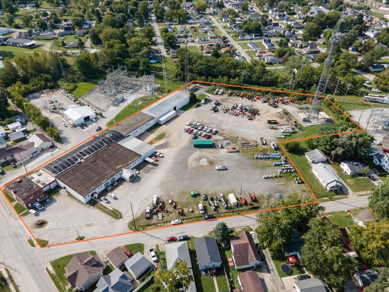 Primary Photo Of 510 Indianapolis Ave, Lebanon Warehouse For Sale