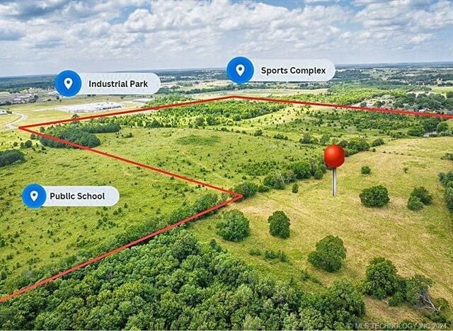 More Photos Of 7 Mathis Park Dr, Tahlequah Dormitory For Sale