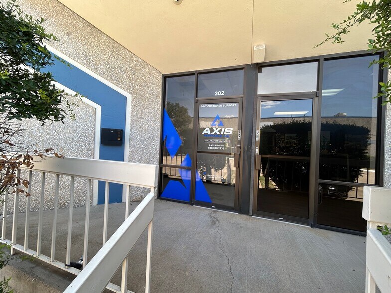 More Photos Of 2001 108th St, Grand Prairie Light Distribution For Lease