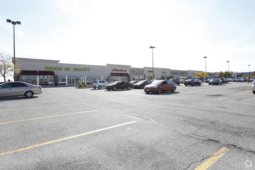 More Photos Of 4147-4275 167th St, Country Club Hills Unknown For Lease