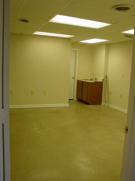 More Photos Of 3069 Amwiler Rd, Atlanta Medical For Lease