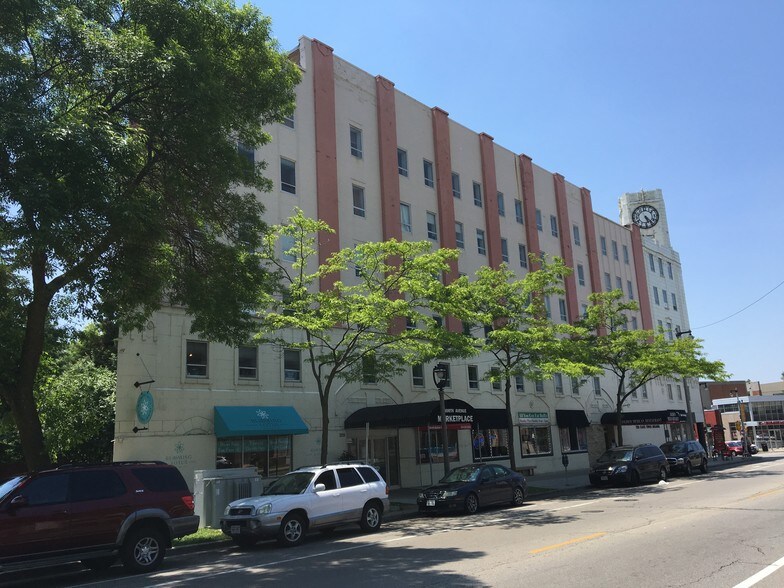 More Photos Of 2252-2266 N Prospect Ave, Milwaukee Office For Sale