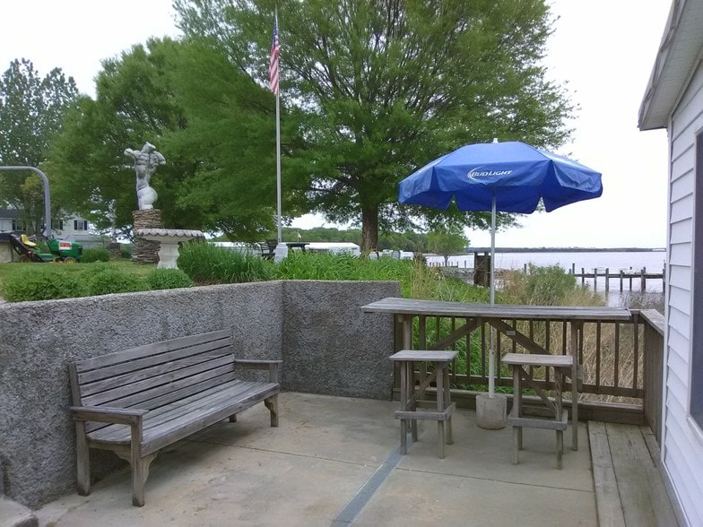 More Photos Of 38869 Morris Point Rd, Abell Restaurant For Sale