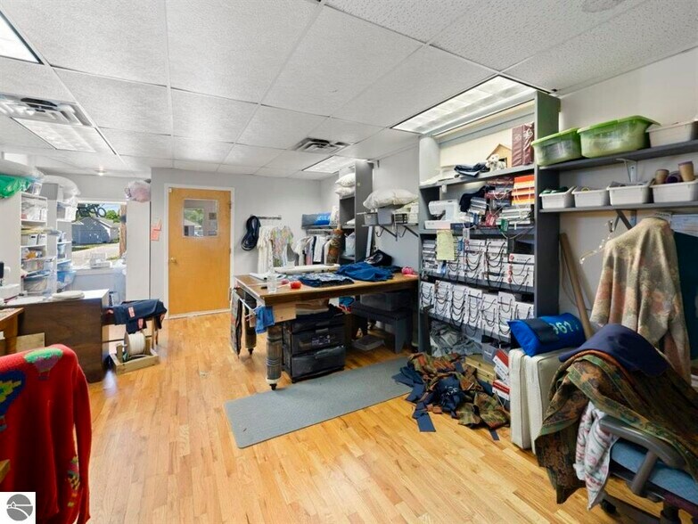 More Photos Of 180 S Benzie Blvd, Beulah Storefront Retail Office For Sale