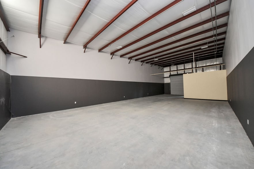 More Photos Of 18011 Cypress Rose Hill Rd, Cypress Unknown For Lease