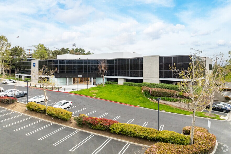 More Photos Of 3191 W Temple Ave, Pomona Medical For Sale