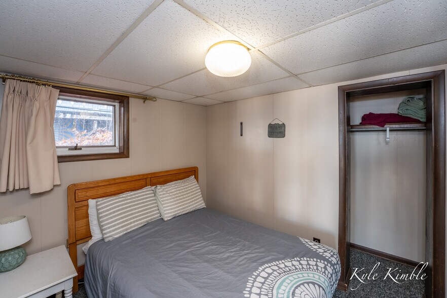 More Photos Of 104 W Houghton Lake Dr, Prudenville Hotel For Sale