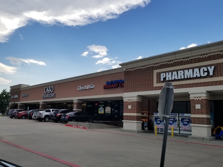 More Photos Of 4013-4017 14th St, Plano Unknown For Lease