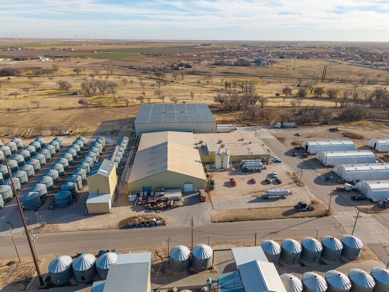 More Photos Of 225 Lawton Ave, Hereford Manufacturing For Sale