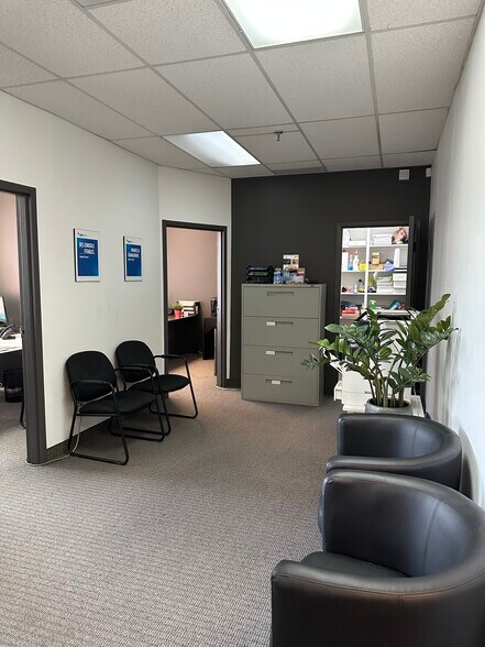 More Photos Of 151 Boul De Mortagne, Boucherville Flex For Lease