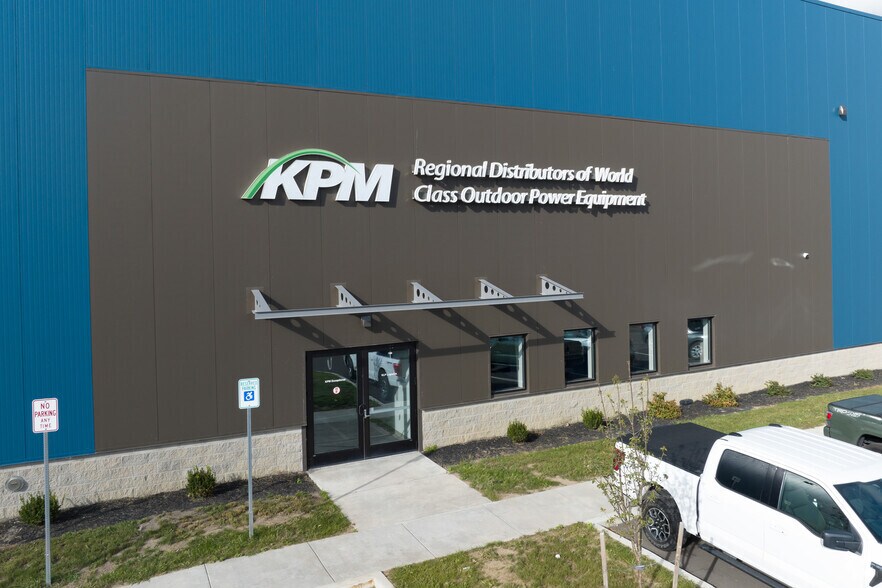 More Photos Of 2 Steelworkers Way, Lackawanna Unknown For Lease