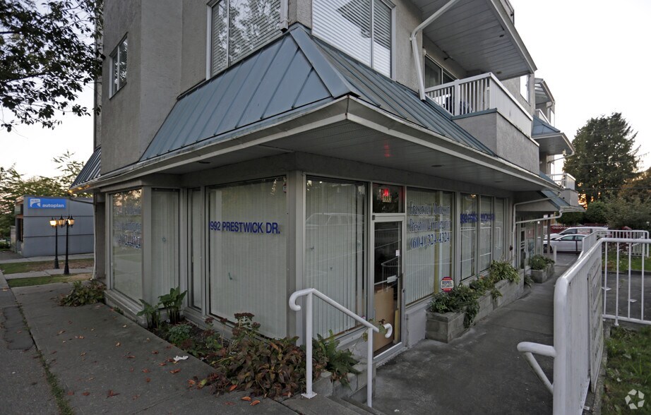 More Photos Of 1982-1992 Prestwick Dr, Vancouver Storefront Retail Residential For Sale