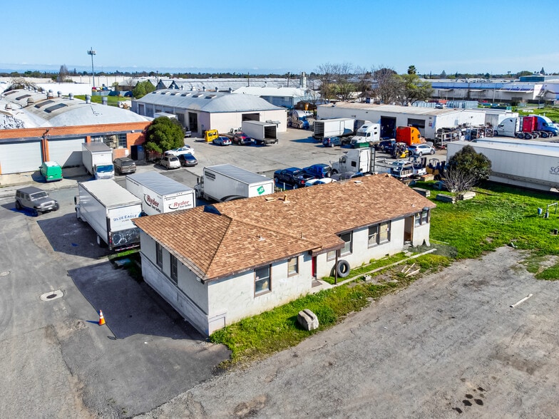 More Photos Of 1624 E Alpine Ave, Stockton Warehouse For Sale