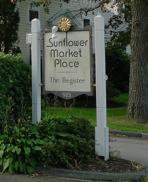 More Photos Of 923 Route 6A, Yarmouth Port Office For Lease