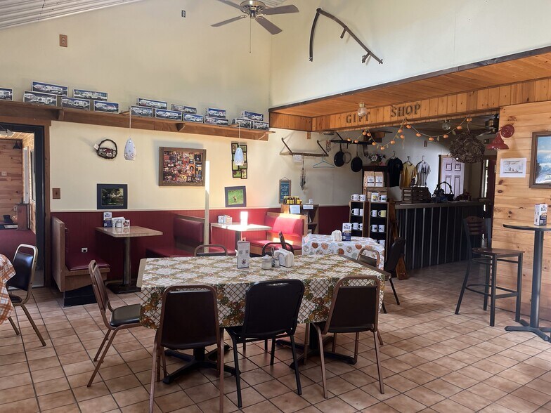 More Photos Of 1267 Elk Grove Rd, Benton Restaurant For Sale