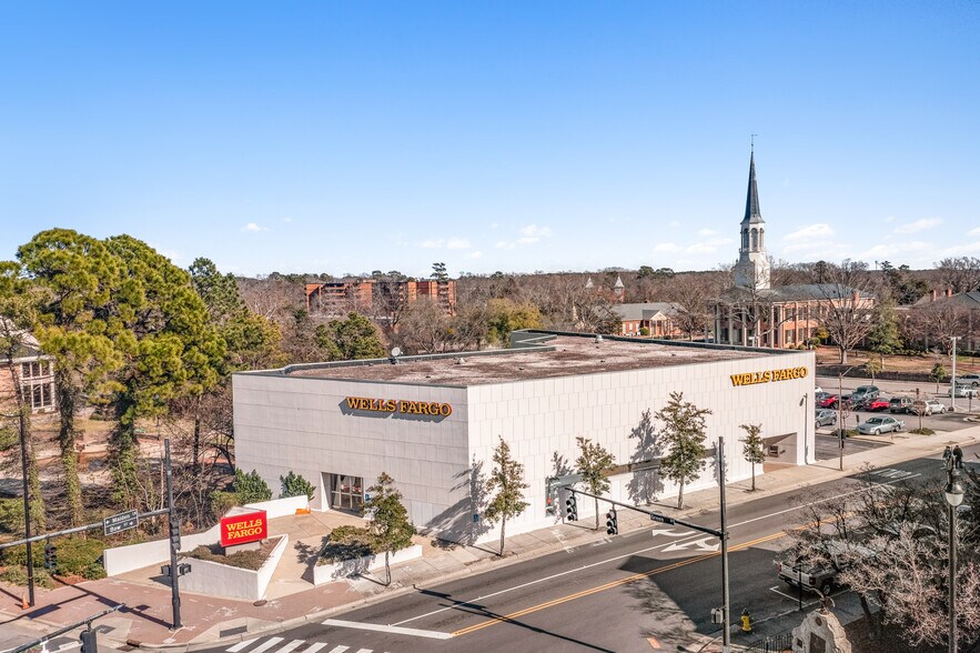 More Photos Of 200 Green St, Fayetteville Storefront Retail Office For Sale