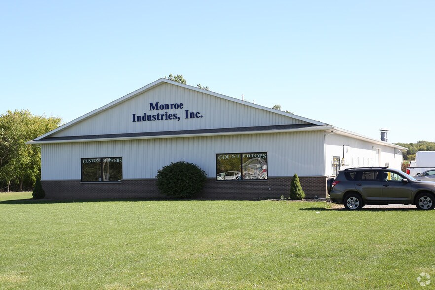 More Photos Of 5611 Tec Dr, Avon Warehouse For Sale