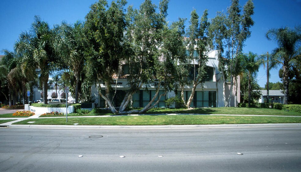 More Photos Of 3695 Alamo St, Simi Valley Medical For Lease