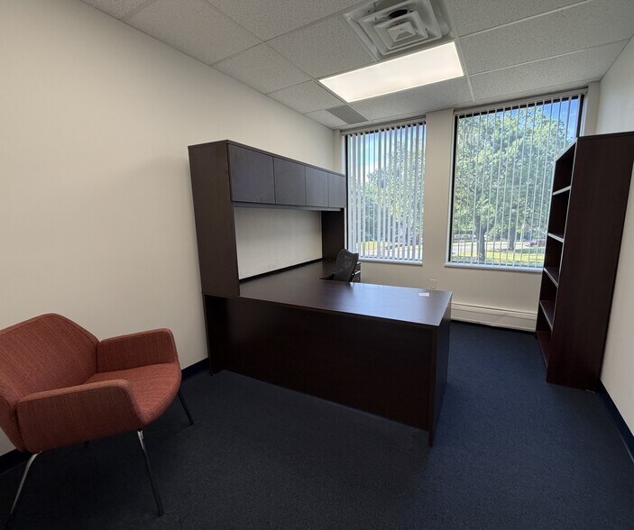 More Photos Of 300 Knickerbocker Rd, Cresskill Medical For Lease