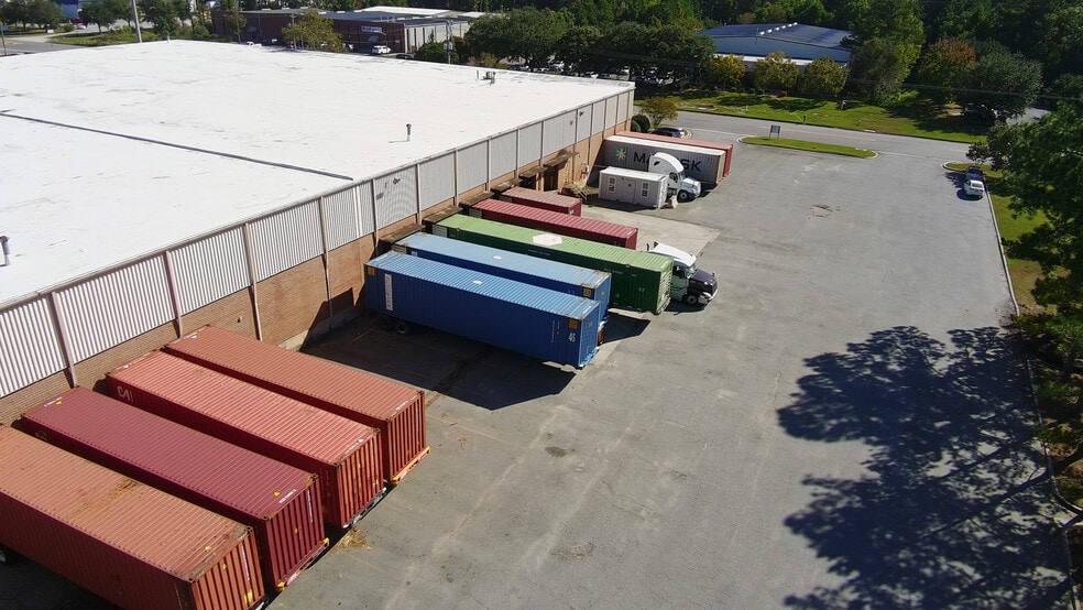 More Photos Of 125 Coleman Blvd, Savannah Distribution For Lease