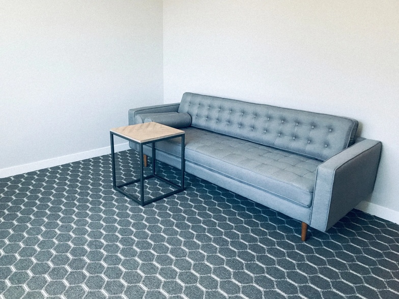 More Photos Of 24525 Southfield Rd, Southfield Unknown For Lease