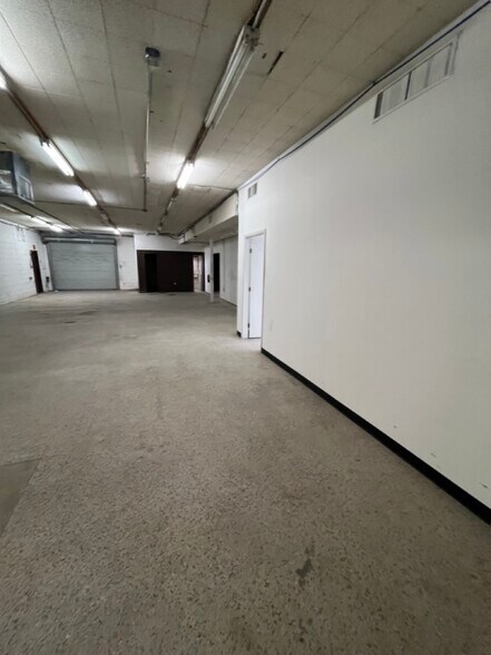 More Photos Of 1028 W Washington St, Orlando Light Distribution For Lease