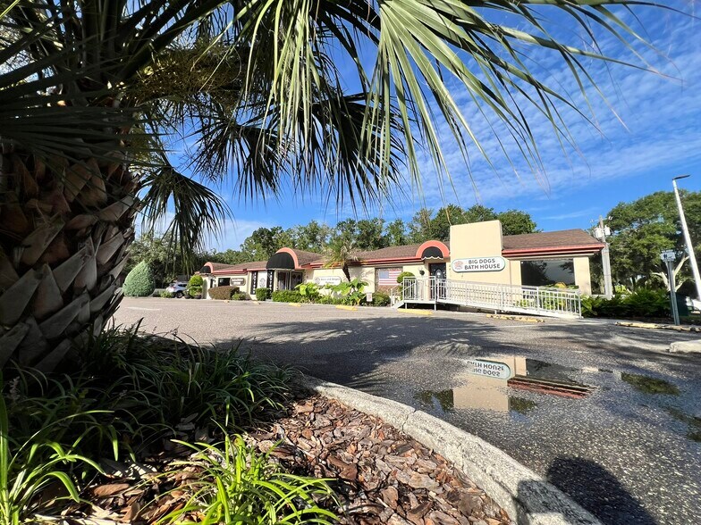 More Photos Of 4415 S Florida Ave, Lakeland Unknown For Lease