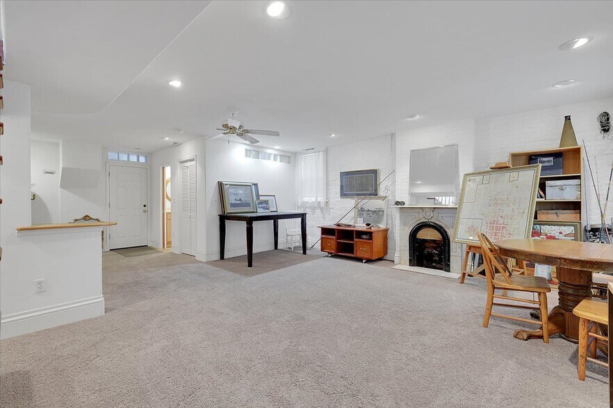 More Photos Of 630 D St, Marysville Apartments For Sale