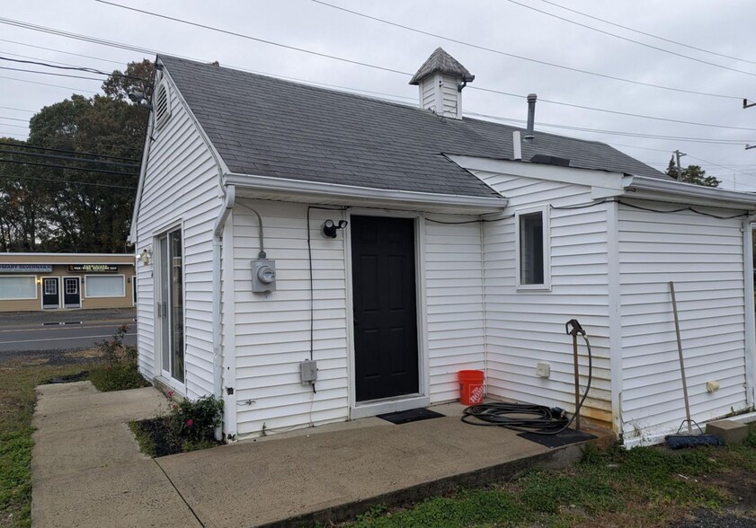 More Photos Of 466 US Highway 9, Waretown Office For Lease