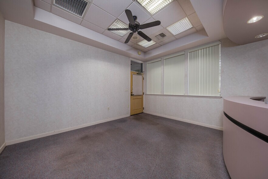 More Photos Of 756 Porter Ave, Stockton Medical For Sale