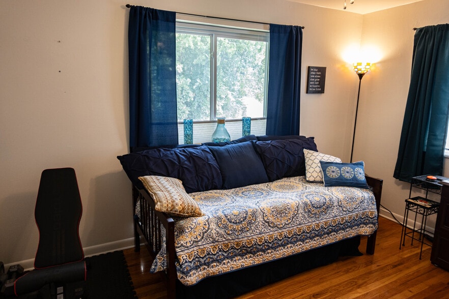 More Photos Of 4600-4612 Murdoch Cut OFF, Saint Louis Apartments For Sale