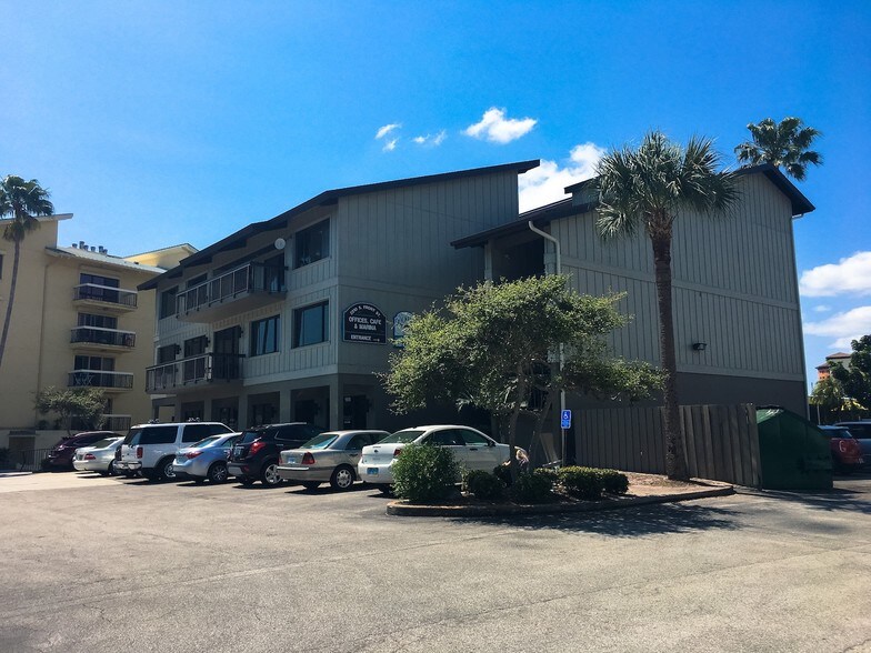 More Photos Of 2210 S Front St, Melbourne Office For Lease