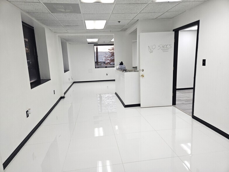 More Photos Of 1251 Marietta Blvd NW, Atlanta Distribution For Lease