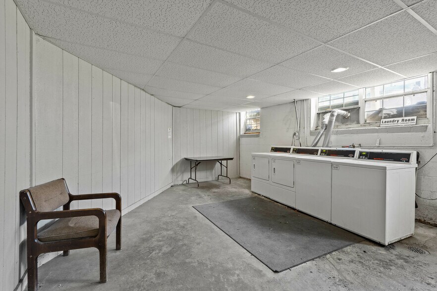 More Photos Of 3712 E 47th Ter, Kansas City Apartments For Sale